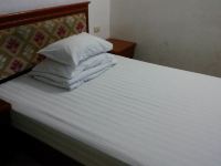 来宾星达旅馆 - 标准大床房