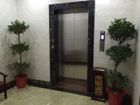 Marriott Business Hotel (Suizhou RT-Mart) - 2-نجوم