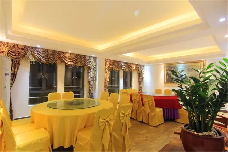 Xiachuandao Fenghua Hotel Отели рядом с достопримечательностью «Wang Fu Zhou»