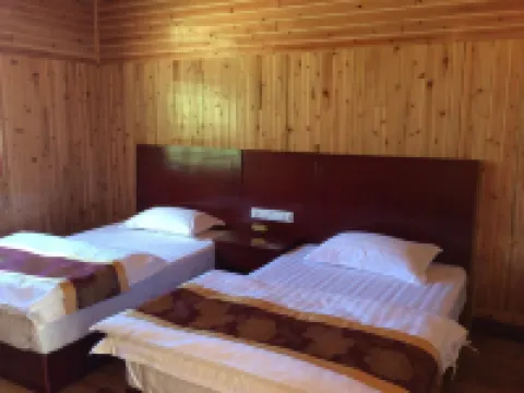 Qianxi Hotel Hotels near Cizhong Village