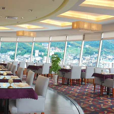 Oriental International Hotel