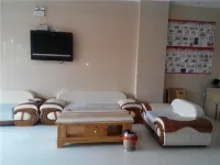 Huaxin Business Hotel.