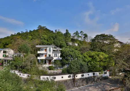 Xixi Hot Spring Homestay Отели рядом с достопримечательностью «Amy Daoxiang Town»