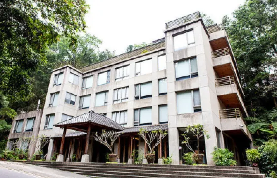 雲林古坑草嶺SPA渡假山莊 鄰近雲林華山的酒店