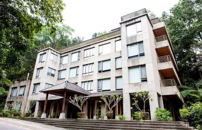 雲林古坑草嶺SPA渡假山莊 湖光山舍附近的飯店