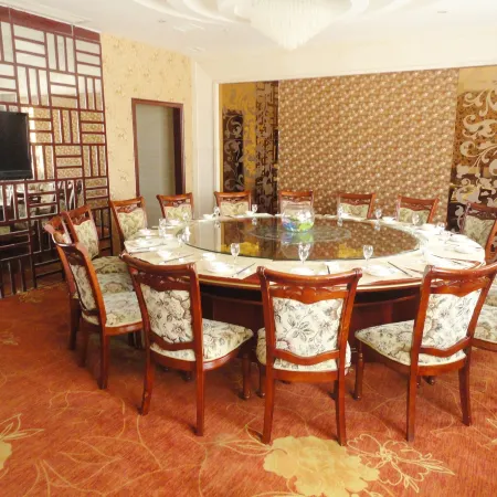 Jun'an Hotel