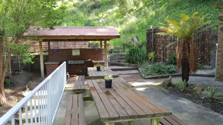 Lorne Coachman Inn Отели в г. Эйрис Инлет