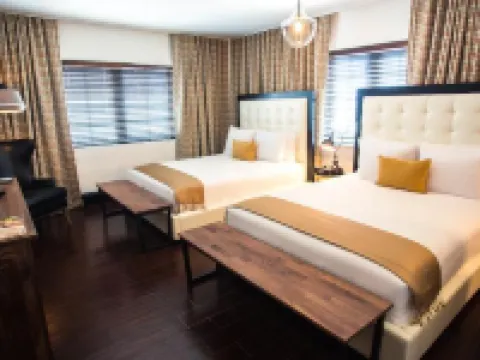 โรงแรมครอยดอน โรงแรมในไมอามีบีช