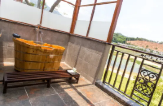 Wanlv Lake · Wanlvgu · Baiziwei Hotel Hotels in Dongyuan