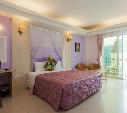 Liang Qin Hai Inn