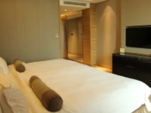 Grand Square Hotel Wuhu Hotels in Wuhu