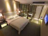 速8酒店(广州新塘牛仔城店) - 标准大床房
