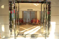Luotian impression Paradise Hotel - parking