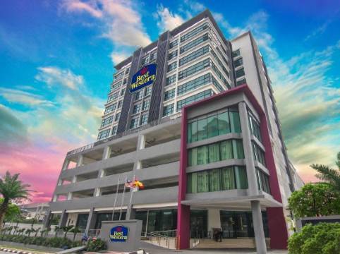 Nexus Regency Suites Hotel Hotel Bintang 4 Di Shah Alam