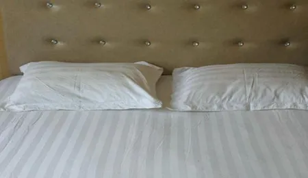 Yangguang Motel Отели в г. Цинчуань