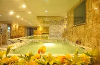 Platinum Han Palace International Hotel - سبا