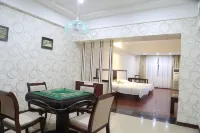 Yongshun Holiday Hotel