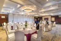 Huachen International Hotel - balcony
