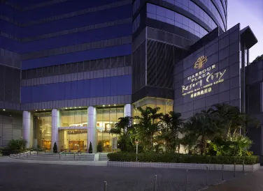 Harbour Plaza Resort City