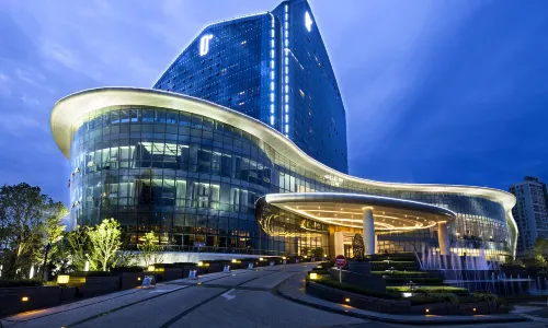 Suining Dongxu Soluxe International Grand Hotel