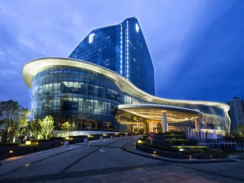 Suining Dongxu Soluxe International Grand Hotel