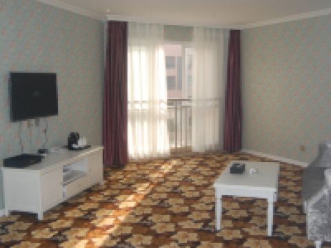 广元唐皇酒店 - 豪华套房