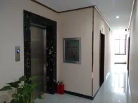 Guangnan Xinshengdu Business Hotel