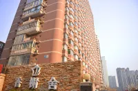 Beijing Champs-Elysees Hotel (Panjiayuan Shilihe Subway Station)
