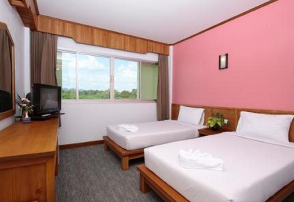 3. 리버사이드 호텔..