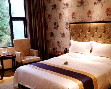 晴隆蓮湖ホテル 晴隆のホテル