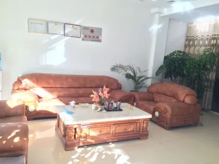 Dayao Xianhe Hotel Отели рядом с достопримечательностью «Gymnasium»