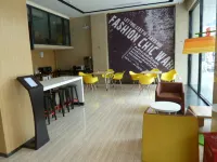 IU Hotel (Zhanjiang Ding Sheng Plaza Affiliated Hospital of Guangdong Medical University) - petit déjeuner