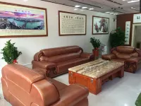 Meihuashan Business Hotel