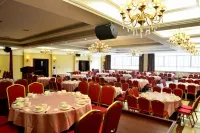 Shengzhong Lake Holiday Hotel