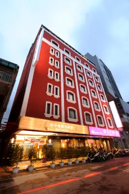 MRT Hotel Hotels in New Taipei