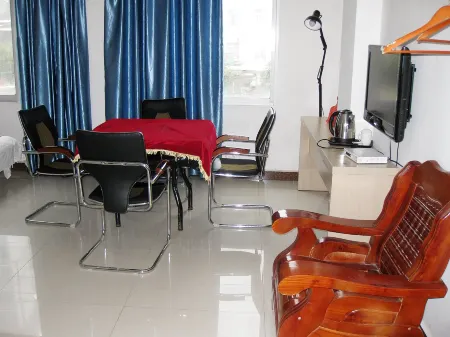 Gongcheng Xinyao Business Hotel