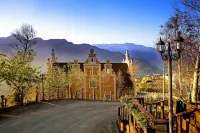 Florance Resort Villa Hotels in 