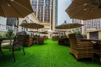 成都金韻ホテル(歡樂谷金府地下鉄駅) 電子科技大学 (九里堤キャンパス)周辺のホテル