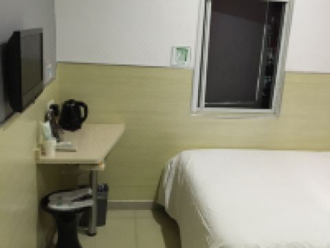 易佰连锁旅店(上海安亭地铁站新源路店)