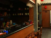 Dengfenglai Youth Hostel (Lanzhou West Railway Station) Hotels in Lanzhou