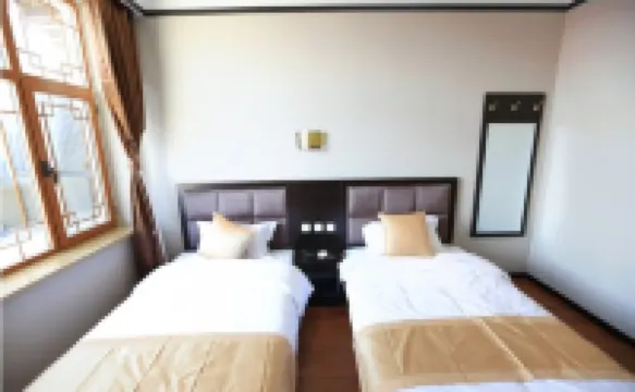 Fengning Bashang Grassland Ziyun Villa