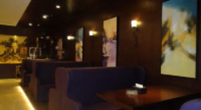 南京驛主題之家飯店（弘陽廣場蘇寧環球天潤廣場店）