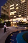 Aloha Oceanfront Suite Resort - Ylellinen