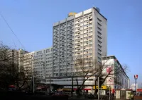 New-Mart Hotel