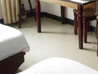 威远红都宾馆 - 标准双床房