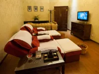 Huatai Hotel (Beijing Jinsong Panjiayuan Subway Station)