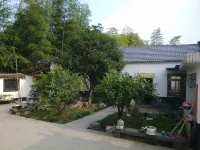 Yi County Yunmen Farm Stay