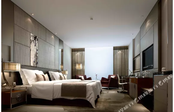 平輿怡水灣圓林酒店