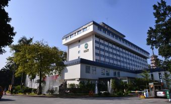 Yingbin Hotel - Housity