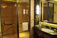 Yangzhong Juntai Hotel